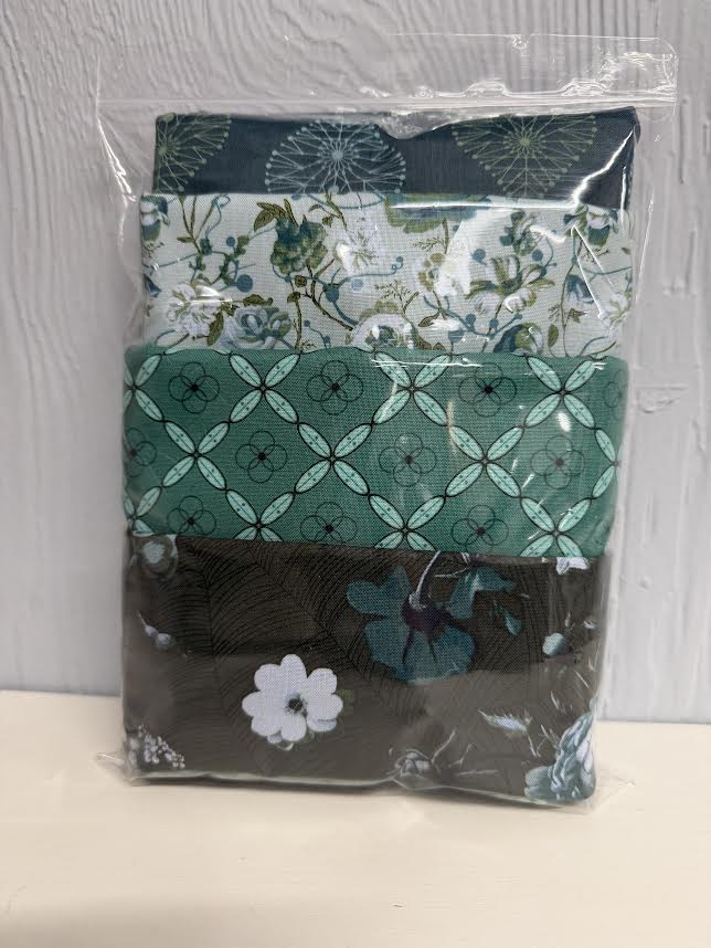 Tote Me Away Fabric Kit