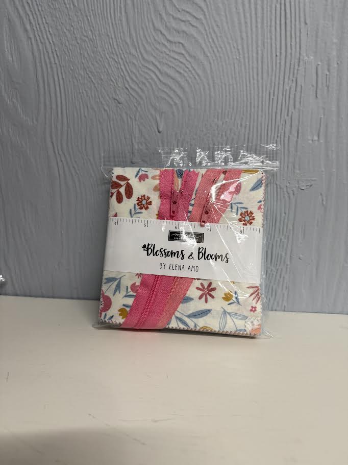 Hallie's Half Hexie Bags Kit