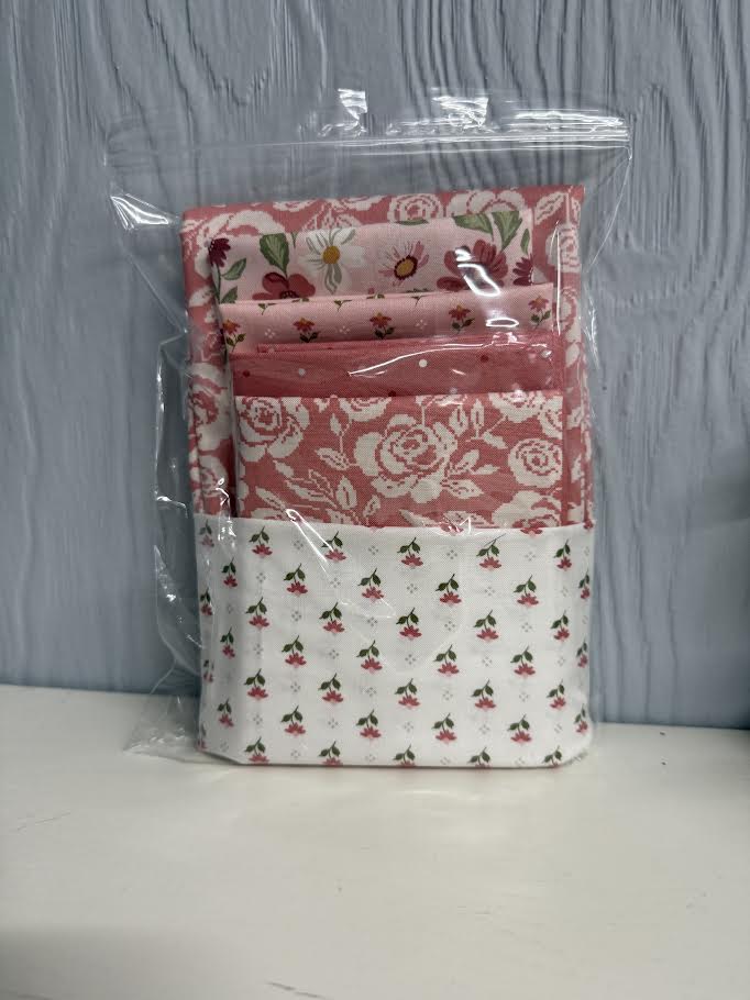 Amore Pillow Kit