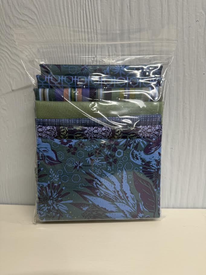 HH Table Runner #9