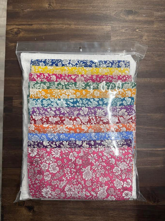 Lantern Quilt Kit