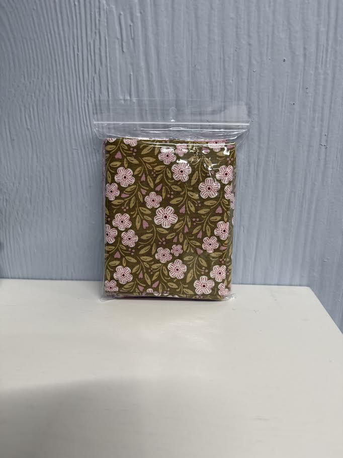 Make N' Take Peaches Tissue Holder