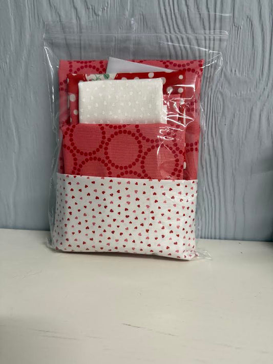 Amore Pillow Kit