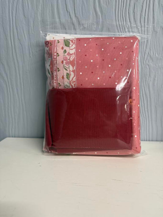 Hugs & Kisses Runner kit