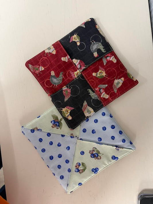 Make N' Take Milo's Potholder