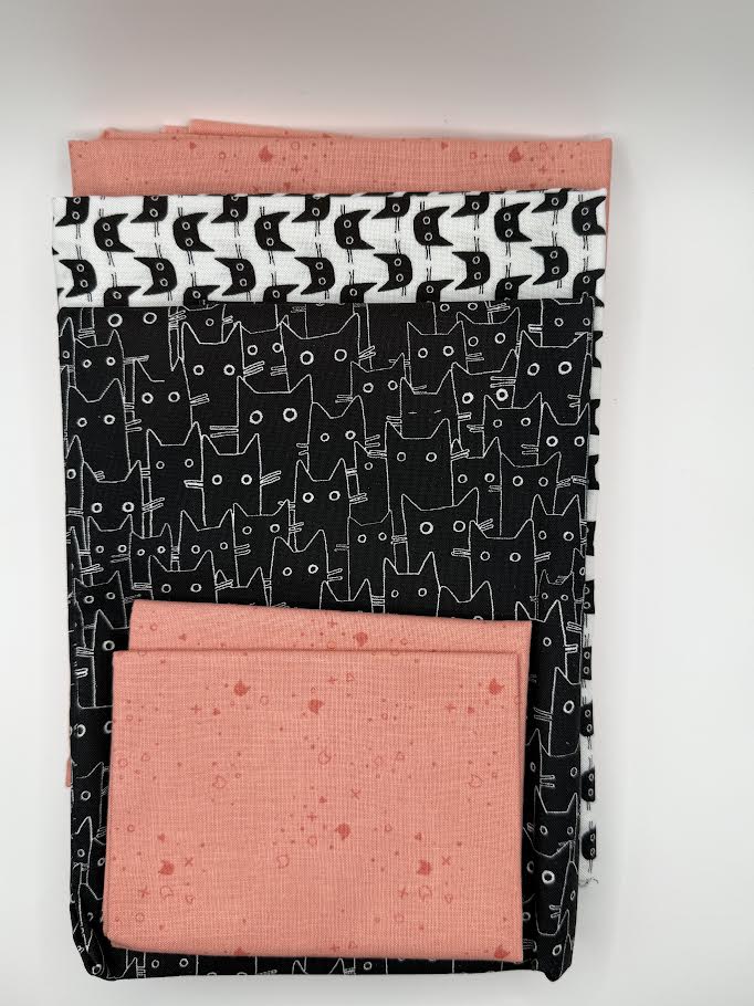 Tia Tote Quilted Cow Pattern
