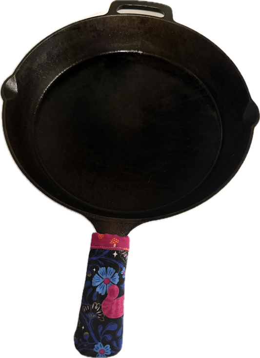 Bessie's Cast Iron Handle Cover