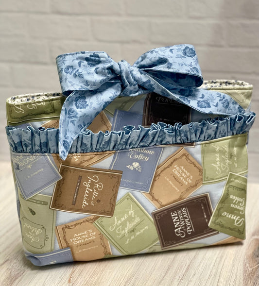 HH Nellie's Ruffled Book Sleeve