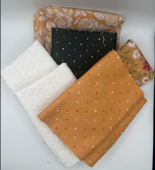 Buzzy Bee Snack Mat