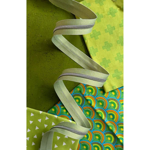 Sassafras Lane Zipper